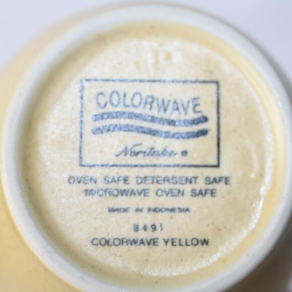 VTG NORITAKE COLORWAVE YELLOW CREAMER & COVERED SUGAR STONEWARE SPECKLED 8491 - Picture 6 of 13